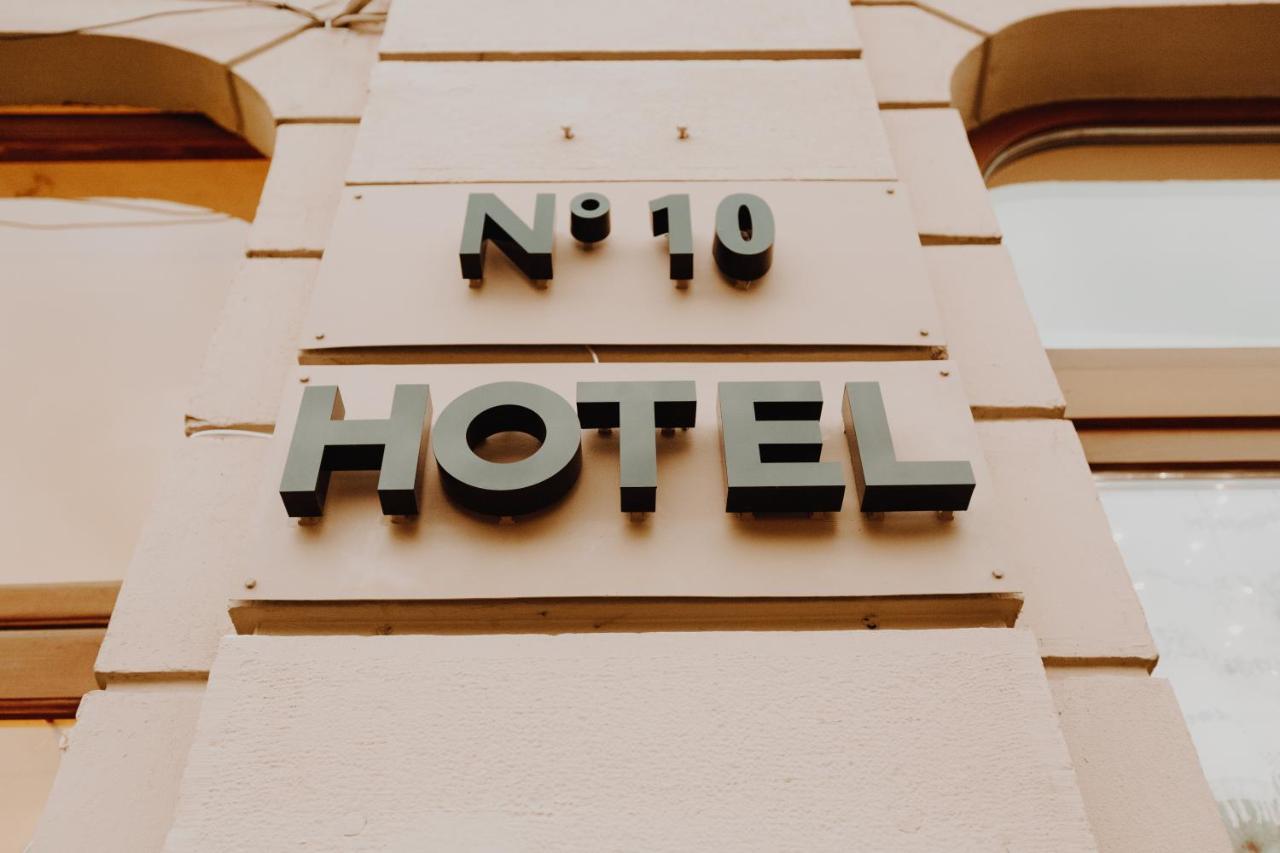 Hotel N°10 利沃夫 外观 照片